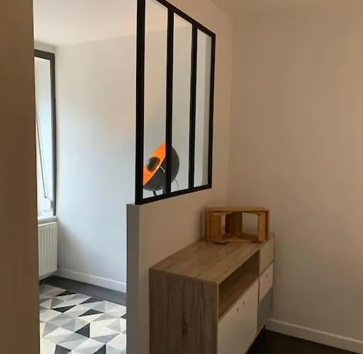 Mon Pied-a-terre A St 아파트 생디에데보주